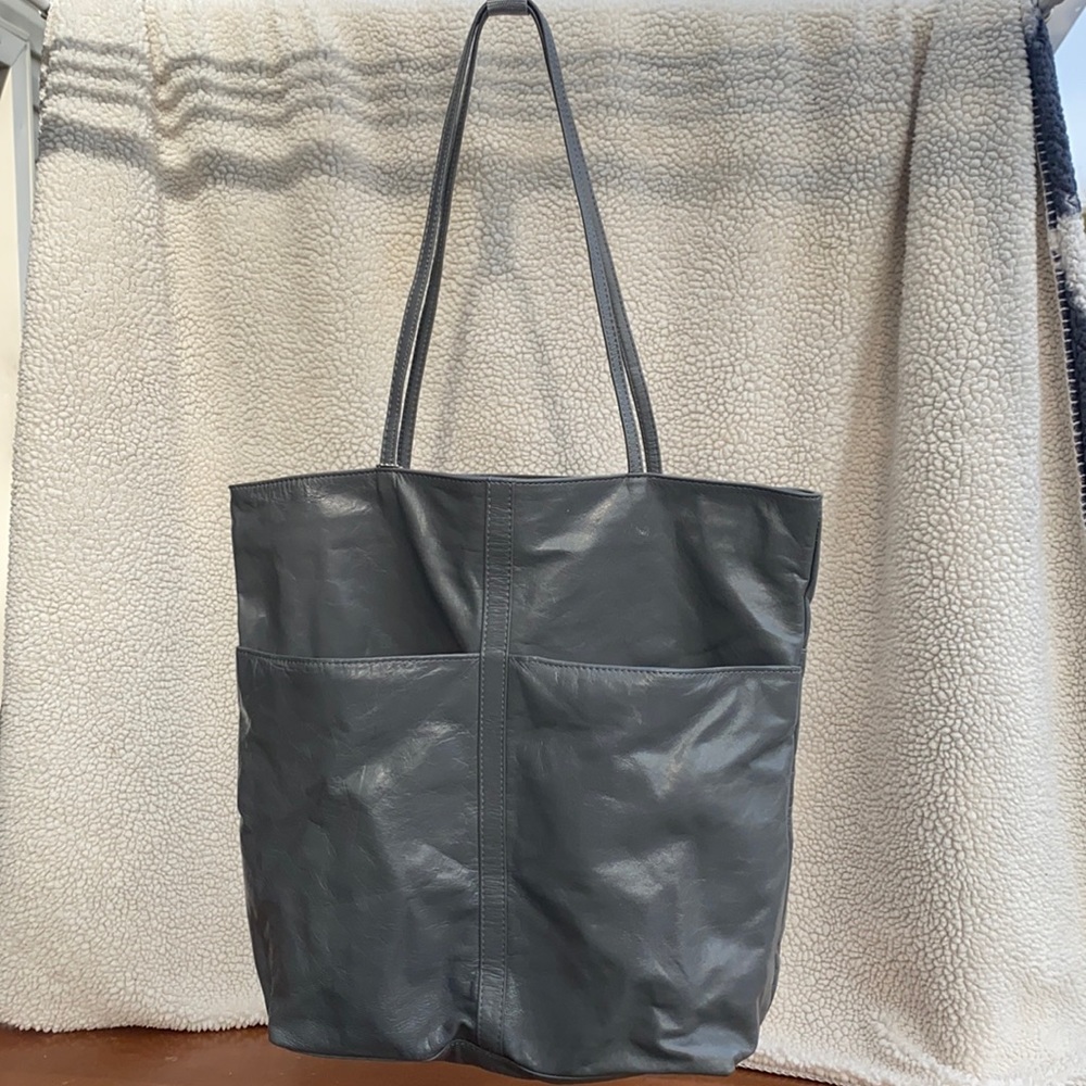 Womens Gray Leather Purse
